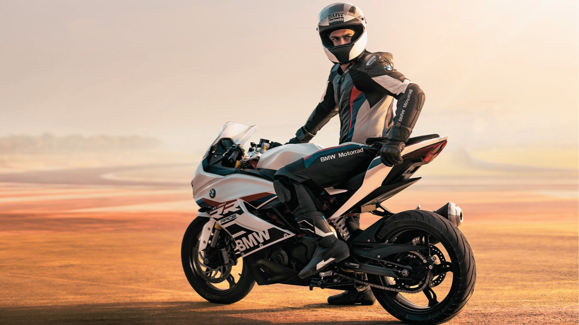 BMW G 310 RR Rs 305 Lakh BMW G 310 RR Rs 305 Lakh