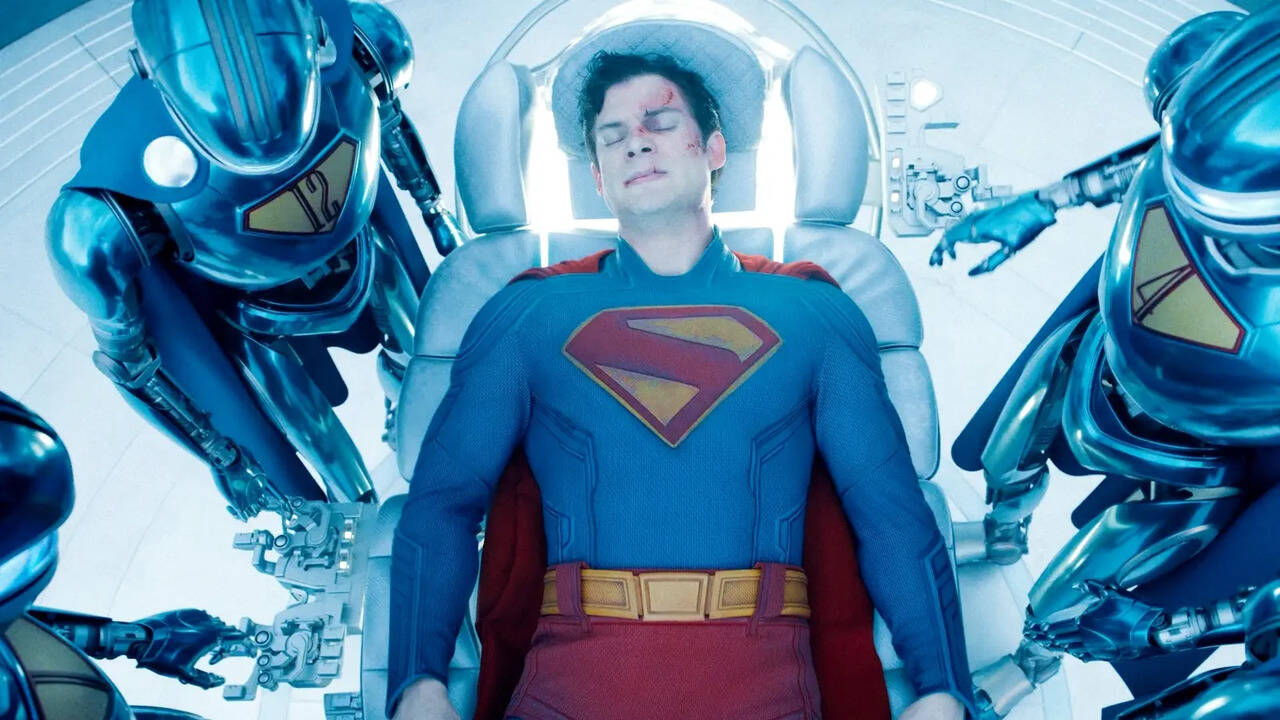 Superman Director James Gunn On Zack Snyder Fans Planning To Post Spoilers, Leave Bad Reviews: Things Get Ridiculous... Superman Director James Gunn On Zack Snyder Fans Planning To Post Spoilers, Leave Bad Reviews: Things Get Ridiculous...