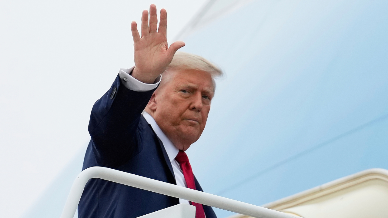 Trump (30) Trump (30)